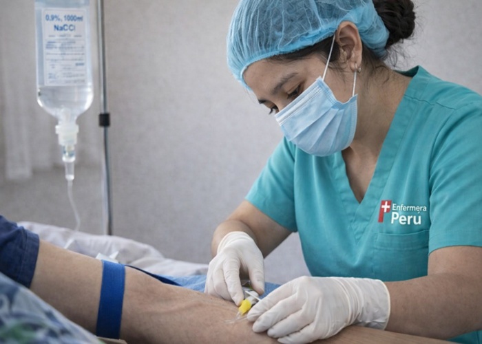 Colocación de medicamento por la vena